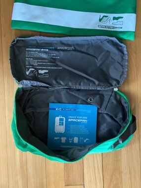 NWT Flight 001 Spacepak Shoe Bag - Green